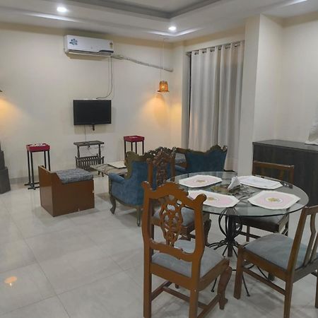 Elite Room - A Home Away Jaipur Ngoại thất bức ảnh